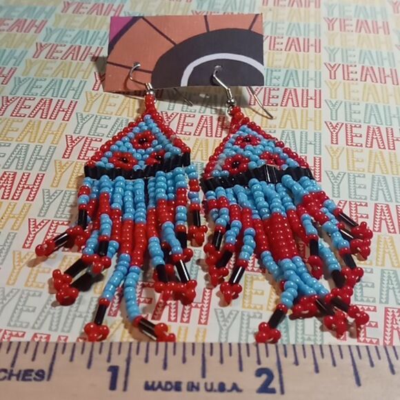 Beaded earrings - Picture 1 of 3